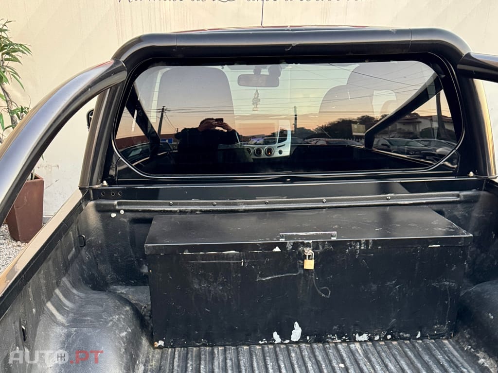 Mitsubishi L200 2.5 DI-D CS Baja HP 4WD