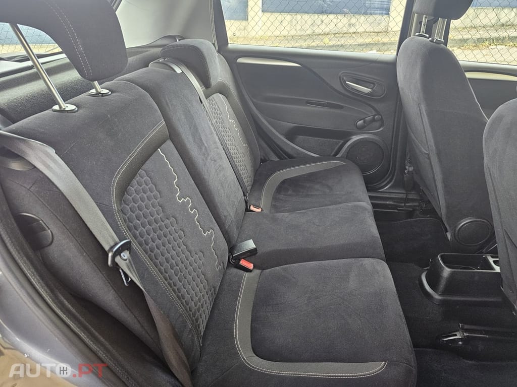 Fiat Punto 1.3 M-Jet Lounge S&S