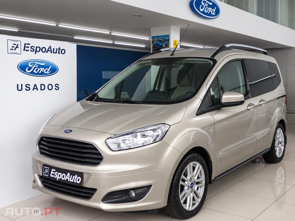 Ford Tourneo 1.0 EcoBoost Titanium