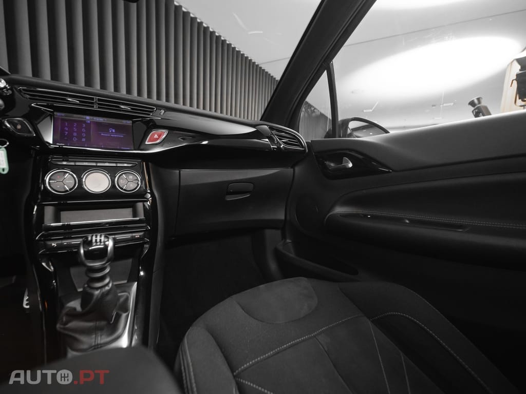 DS DS3 1.2 PureTech Sport Chic