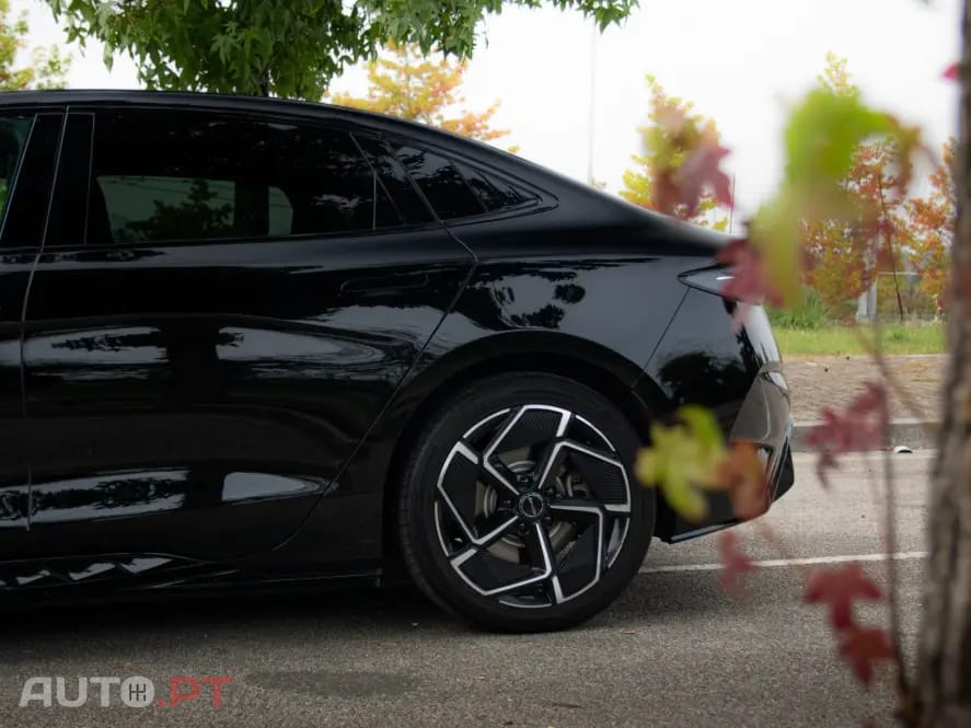 BYD Seal 82.5 kWh Design