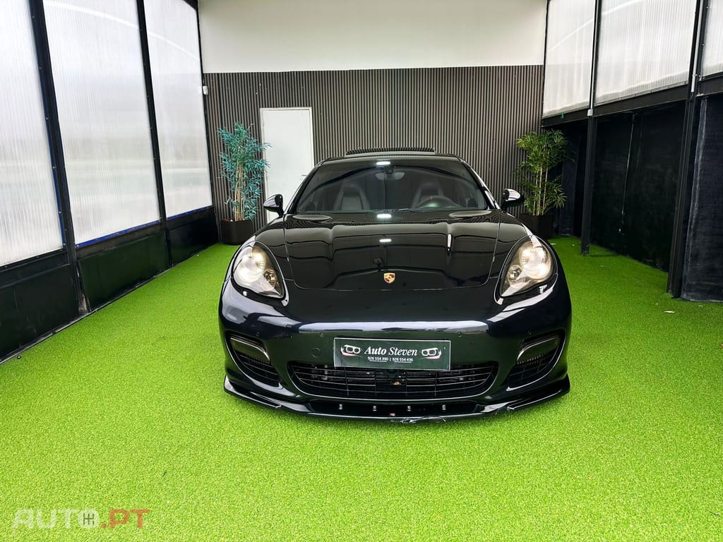Porsche Panamera Turbo PDK