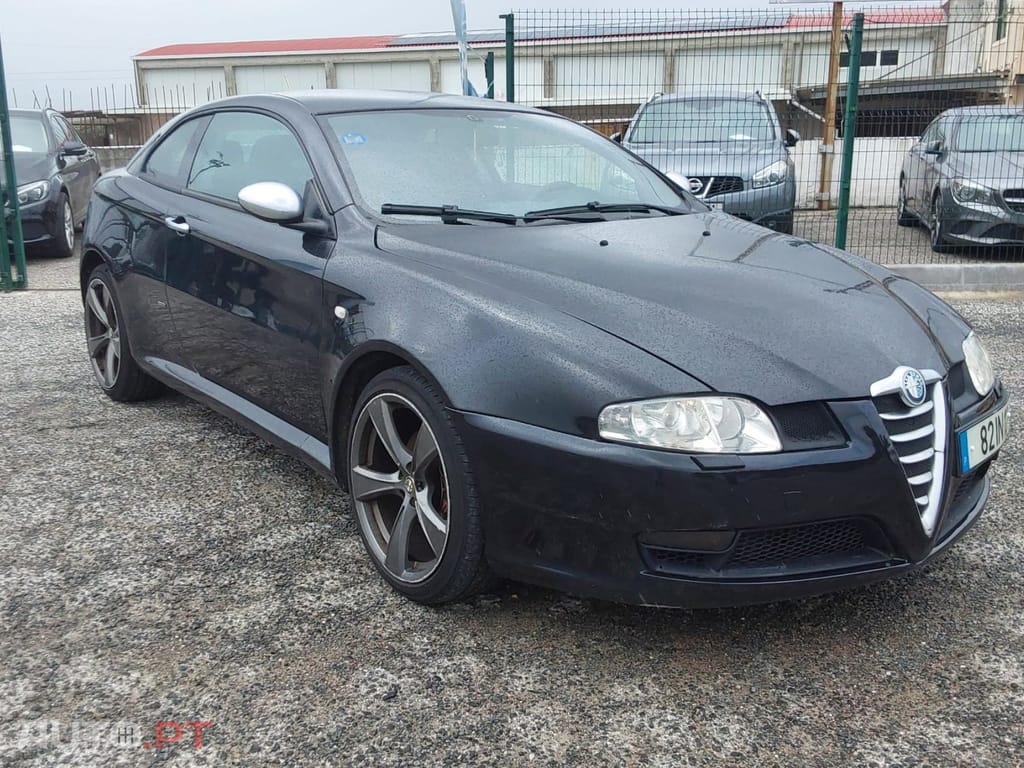 Alfa Romeo GT 1.9 JTD M-JET Q2 Distinctive