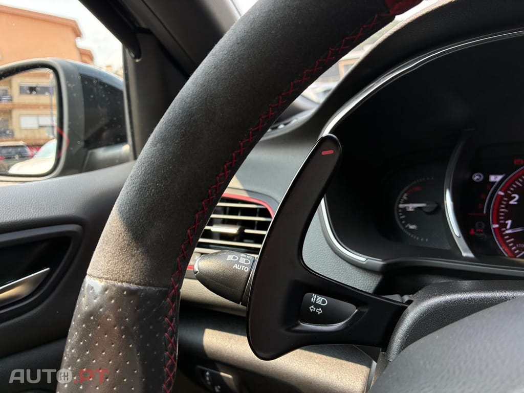 Renault Mégane 1.8 TCe R.S. Trophy EDC