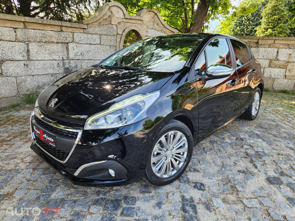 Peugeot 208 1.5 BlueHDi Signature