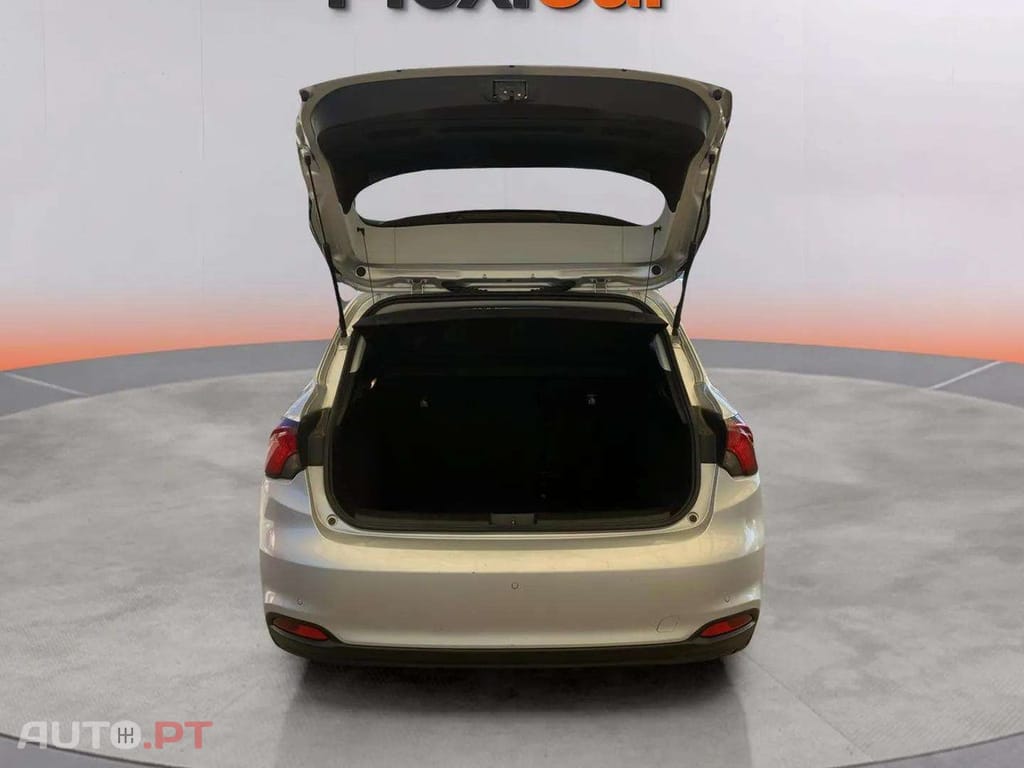 Fiat Tipo 1.3 M-Jet Lounge