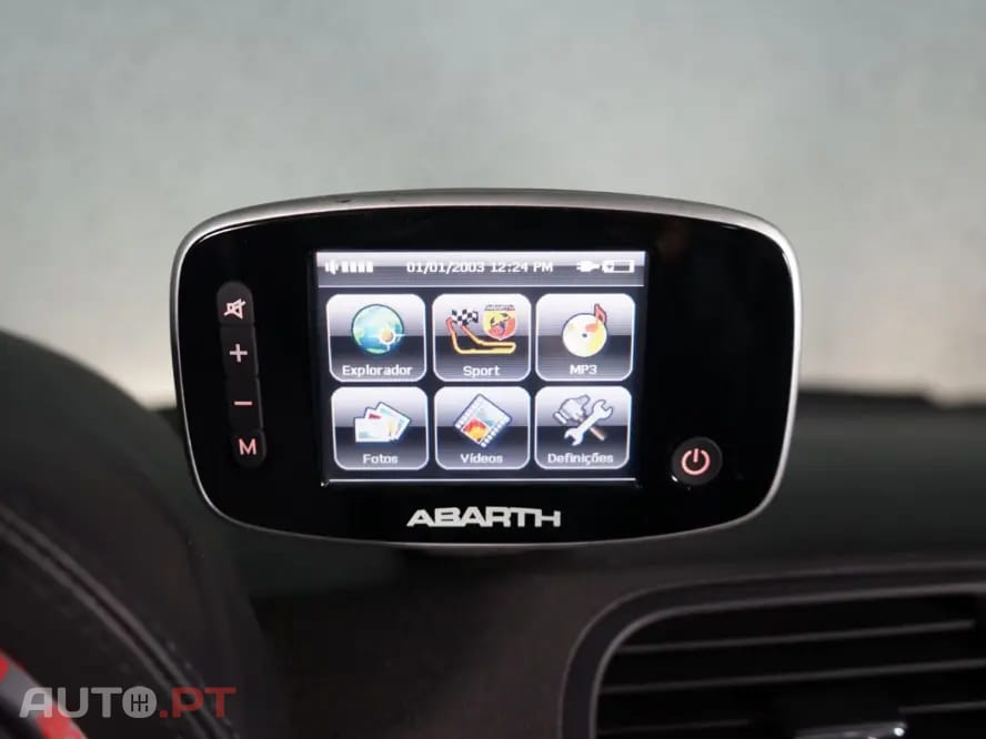 Abarth 695 Outro