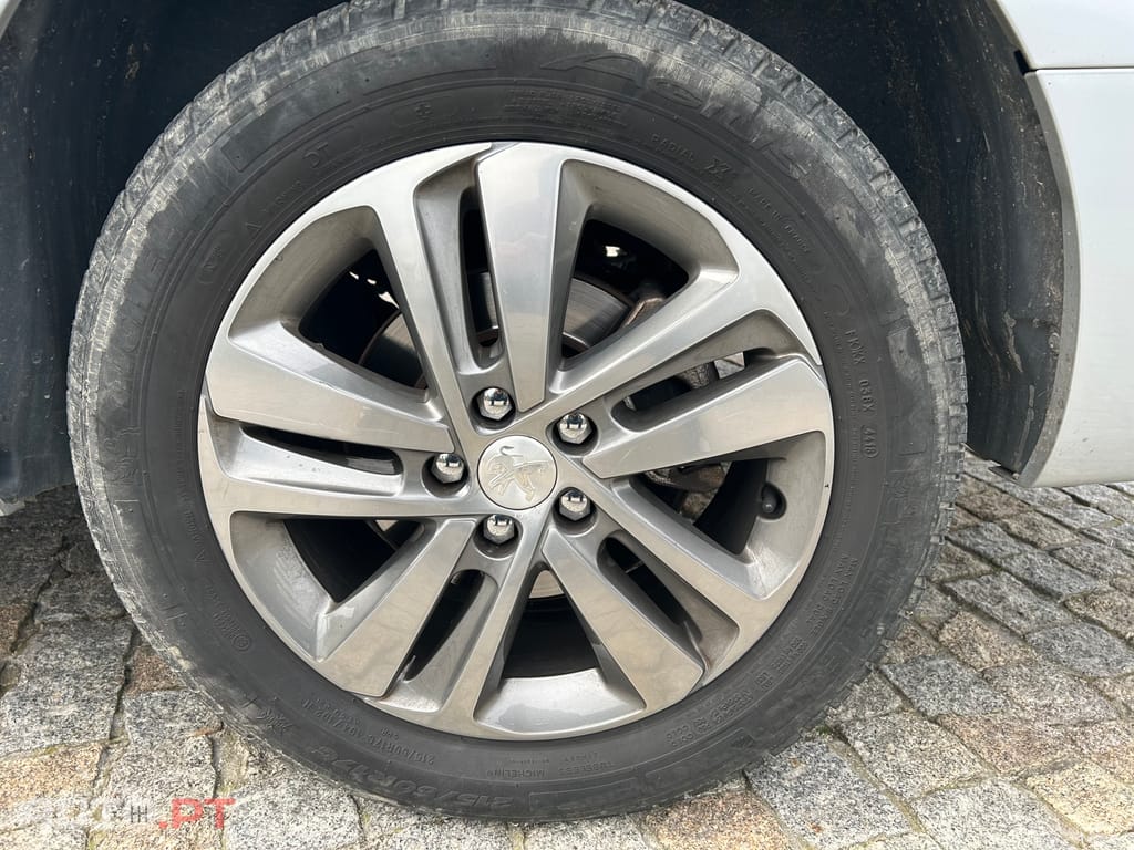 Peugeot Traveller 2019