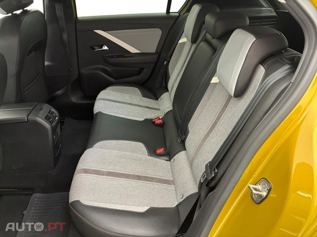 Opel Astra 1.5 D Elegance Aut.