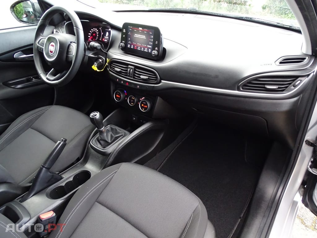 Fiat Tipo 1.3 M-Jet Lounge