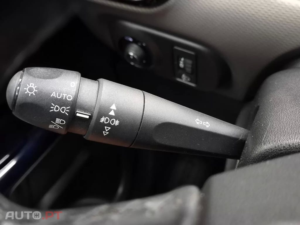 Citroen C4 Cactus 1.5 BlueHDi Shine Pack
