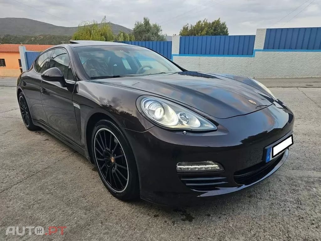 Porsche Panamera Platinum Edition