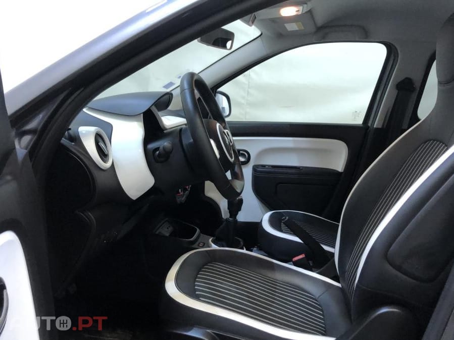 Renault Twingo SCe 75 INTENS