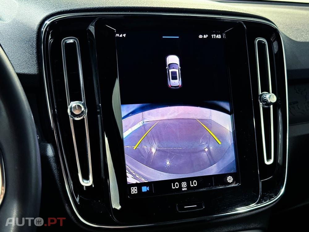 Volvo XC40 Recharge 69 kWh Single Motor Plus