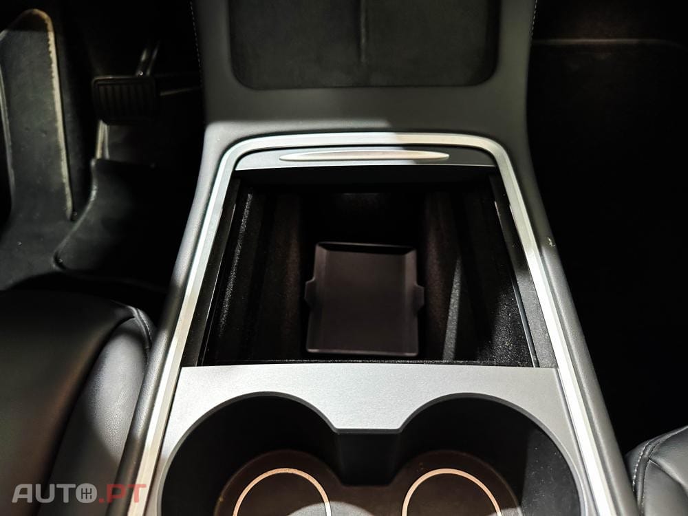 Tesla Model Y Long Range Dual Motor AWD