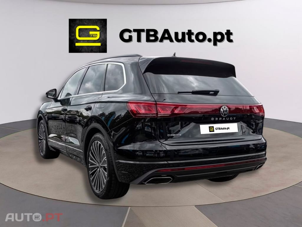 Volkswagen Touareg I.V.A DEDUTIVEL 3.0 eTSI eHybrid