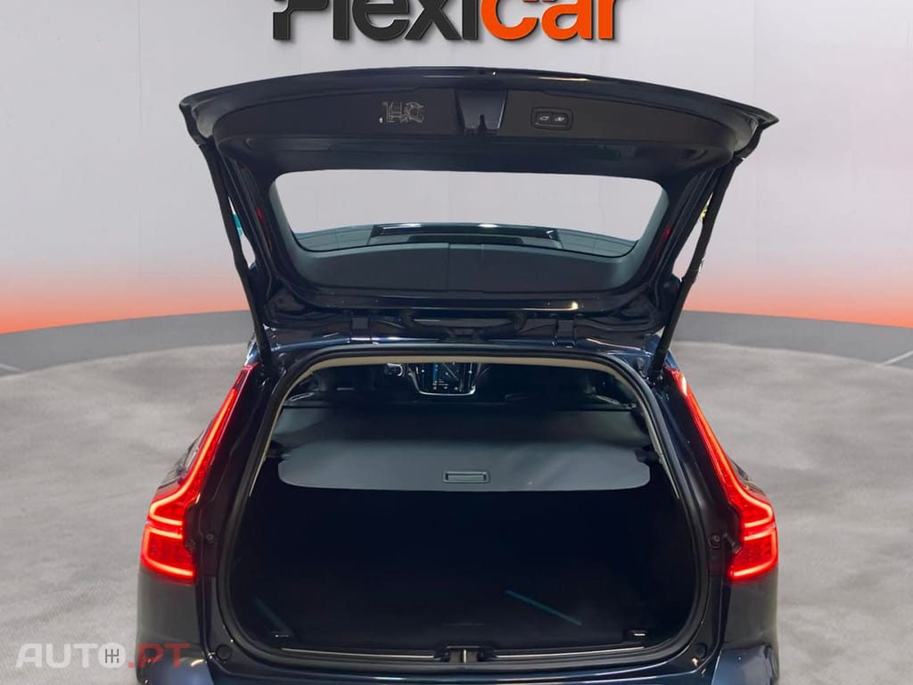 Volvo V60 2.0 B4 Momentum Plus Geartronic