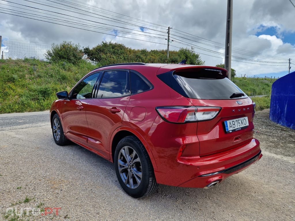 Ford Kuga 2.5 PHEV ST-Line