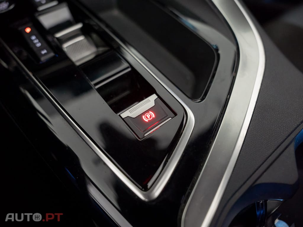 Peugeot 5008 1.5 BlueHDi GT EAT8