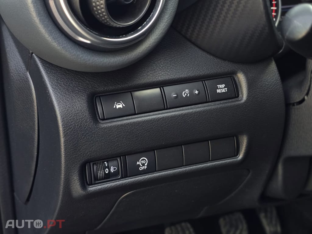 Nissan Juke 1.0 DIG-T N-Connecta