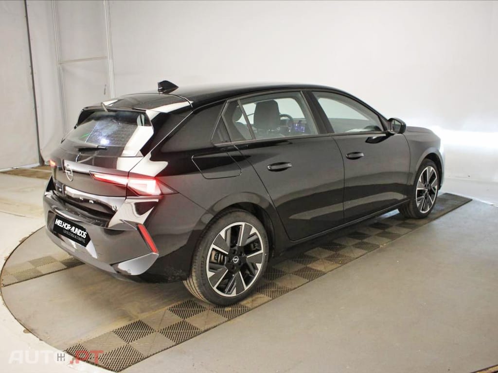 Opel Astra Electric Edition