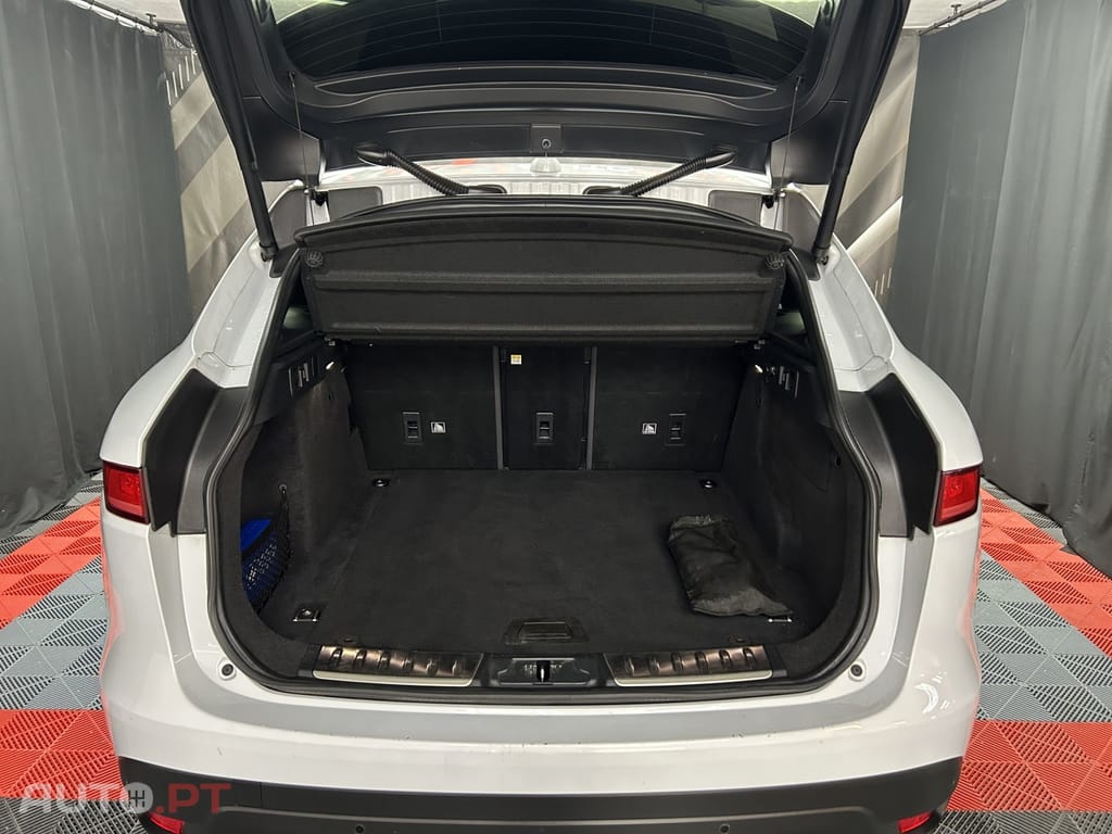 Jaguar F-Pace 2.0 i4D Prestige Aut.