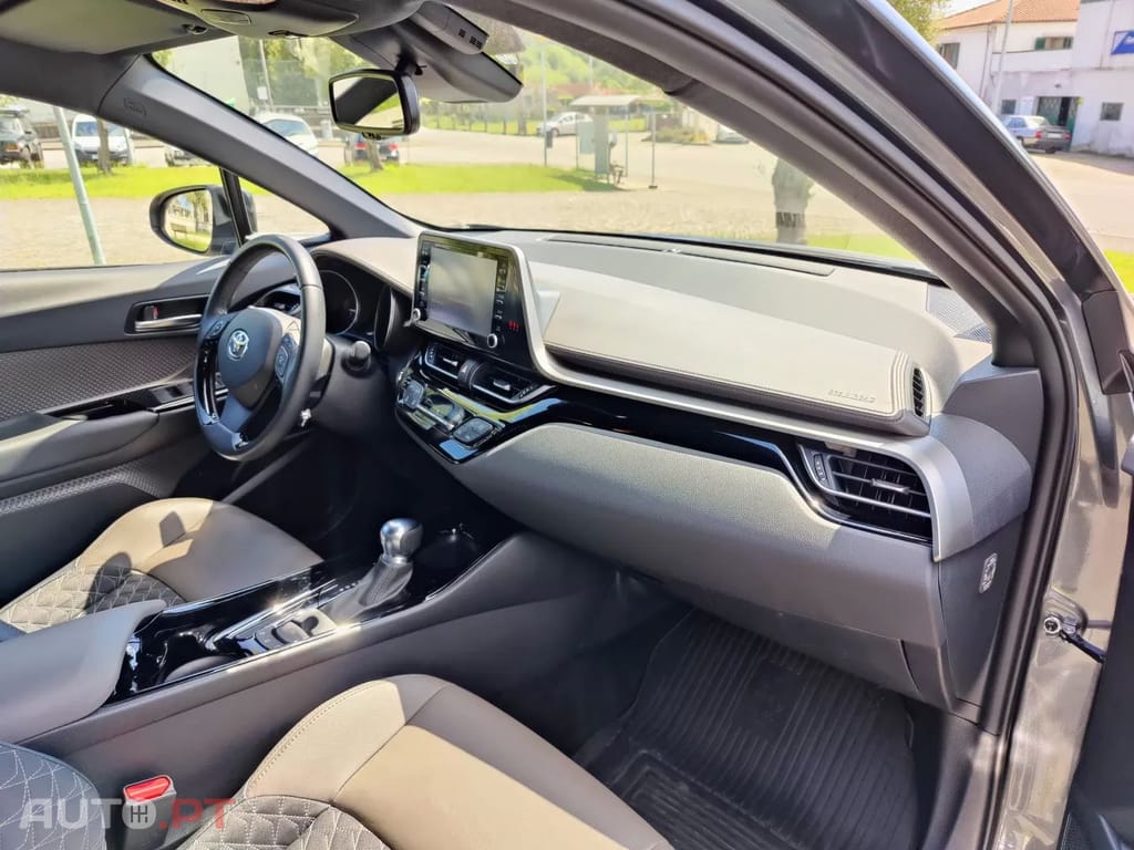 Toyota C-HR 1.8 HSD Exclusive+P.Luxury