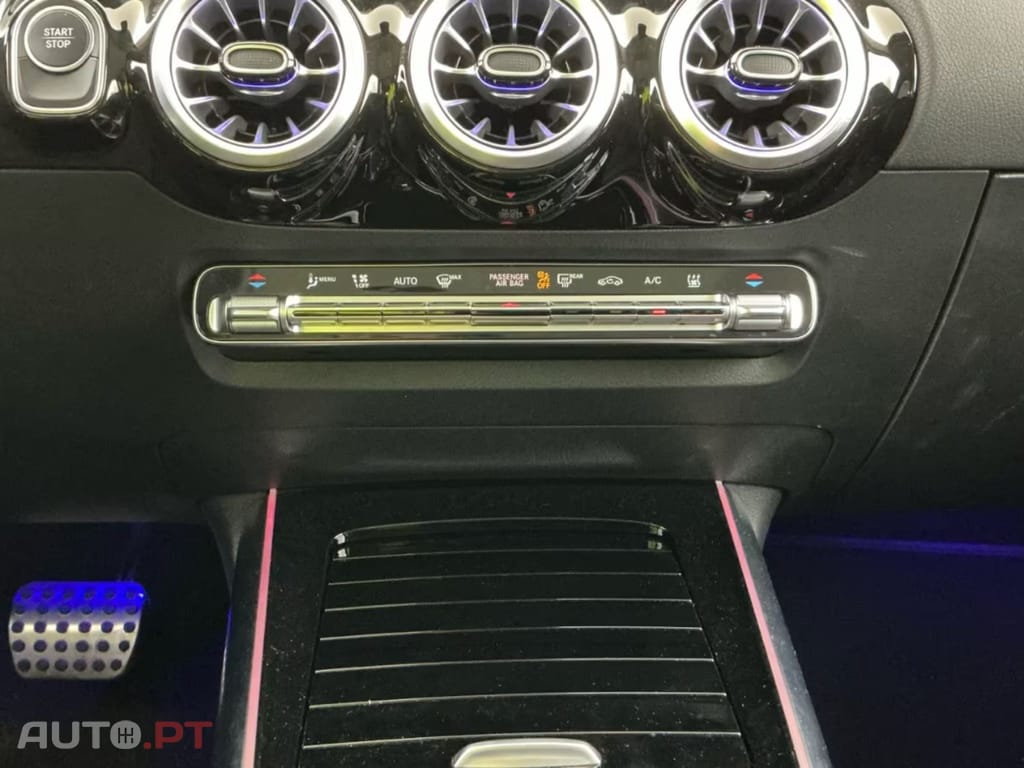 Mercedes-Benz EQA 250 AMG 97,5% I.V.A DEDUTIVEL 