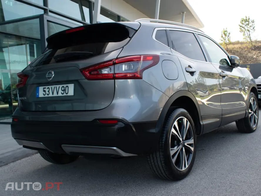 Nissan Qashqai 1.5 dCi N-Connecta J18
