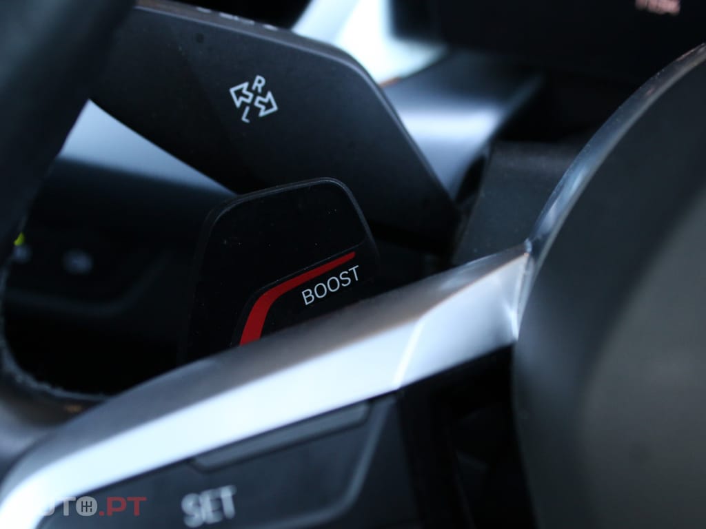 BMW iX1 xDrive30 Pack Desportivo M