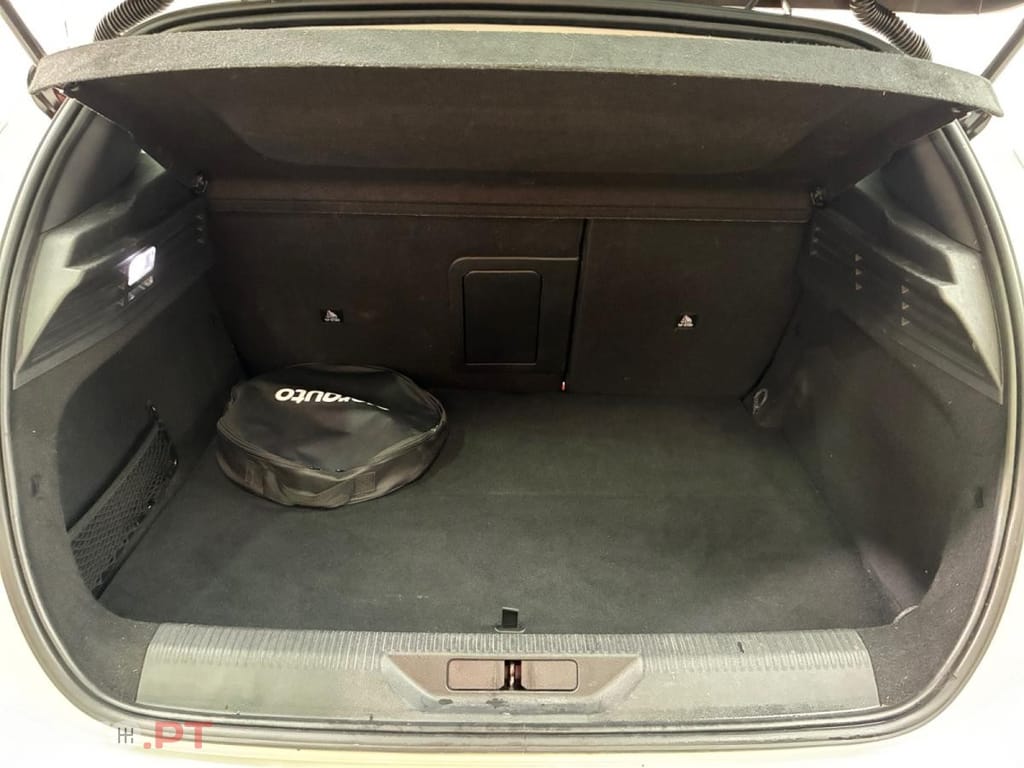 Peugeot 308 1.6 Hybrid Allure e-EAT8