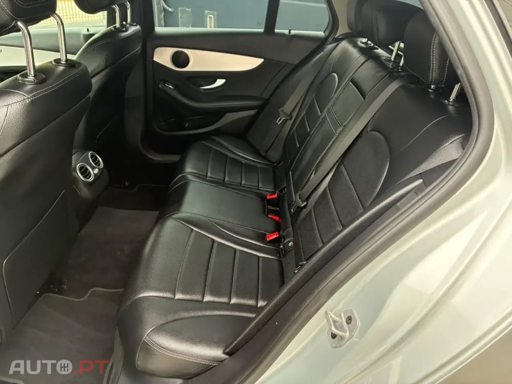 Mercedes-Benz C 300 de Avantgarde