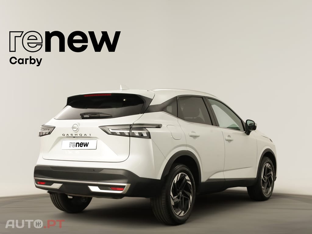 Nissan Qashqai 1.3 DIG-T N-Connecta LED Xtronic