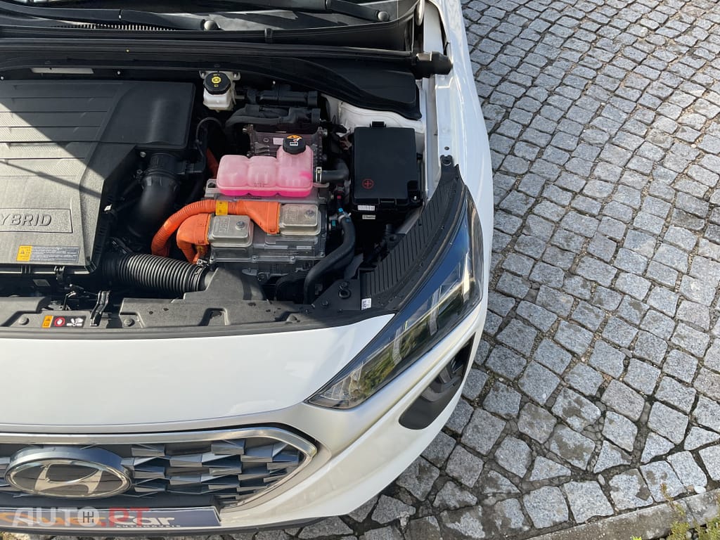 Hyundai Ioniq 1.6 GDI HEV