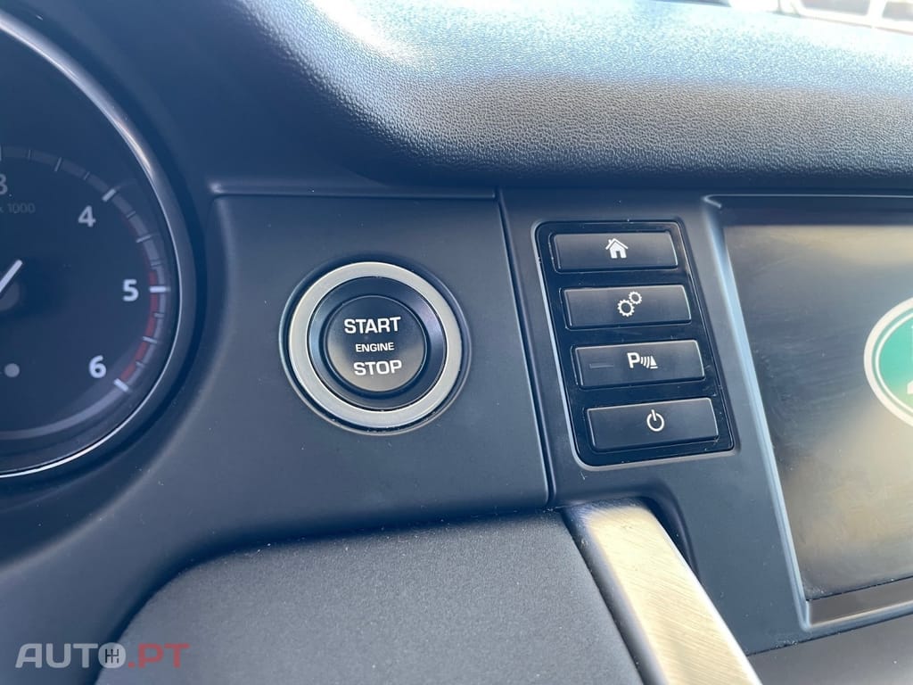 Land Rover Discovery Sport 2.0 TD4 HSE Luxury 7L Auto