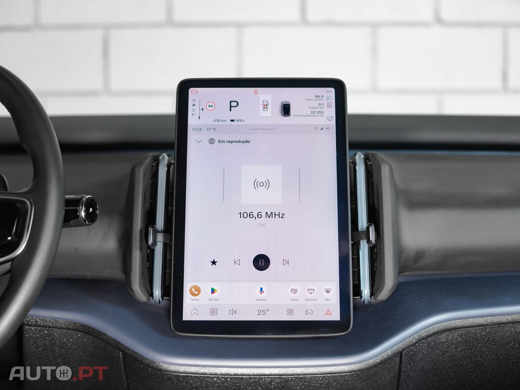 Volvo EX30 69 kWh Single Motor Extended Range Core