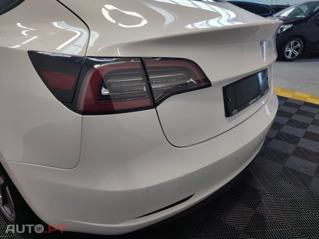 Tesla Model 3 ND
