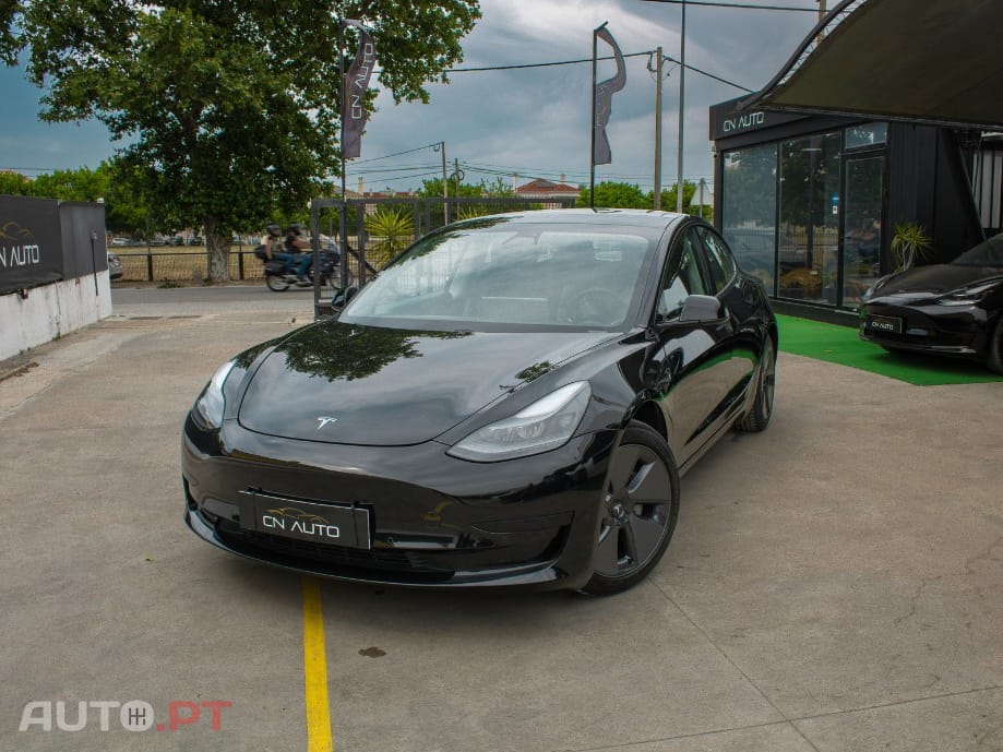 Tesla Model 3 Standard Range Plus RWD