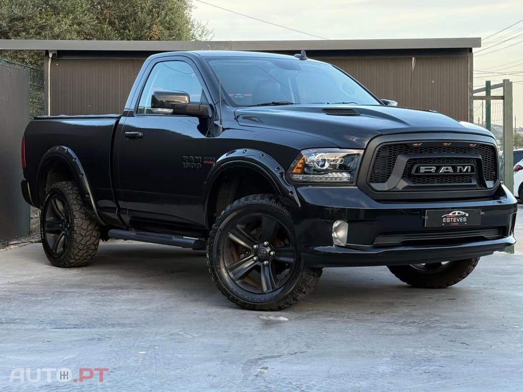 Dodge RAM 1500 5.7 V8