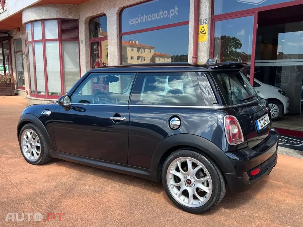 MINI Cooper Cooper S