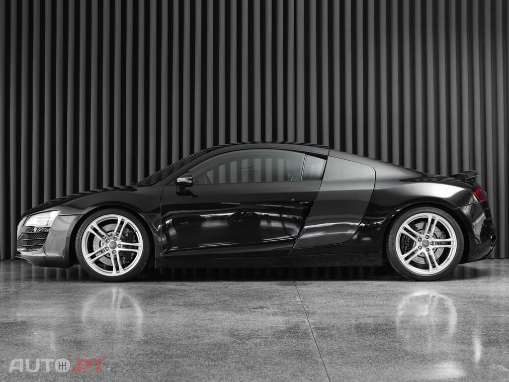 Audi R8 4.2 FSI quattro R tronic