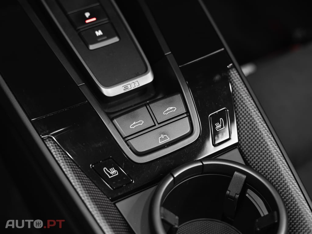 Porsche 992 Carrera 4 GTS PDK