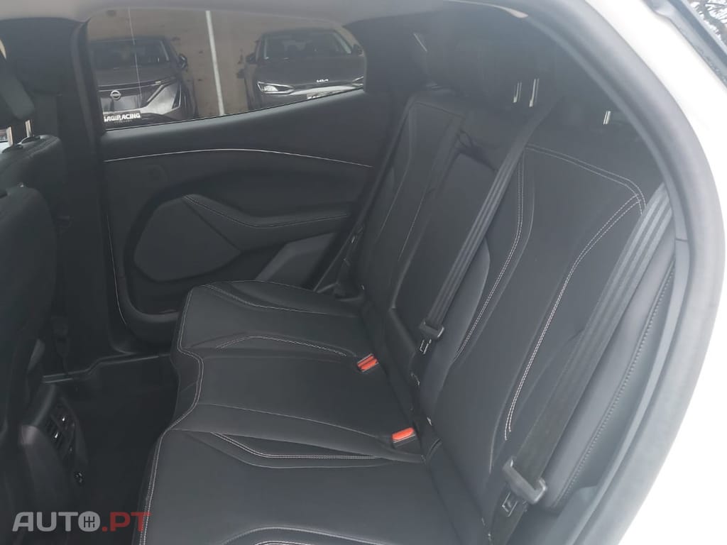 Ford Mustang Mach-E Standard