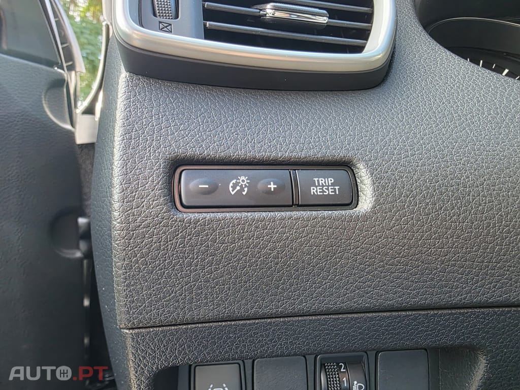 Nissan Qashqai 1.5 dCi N-Connecta J18