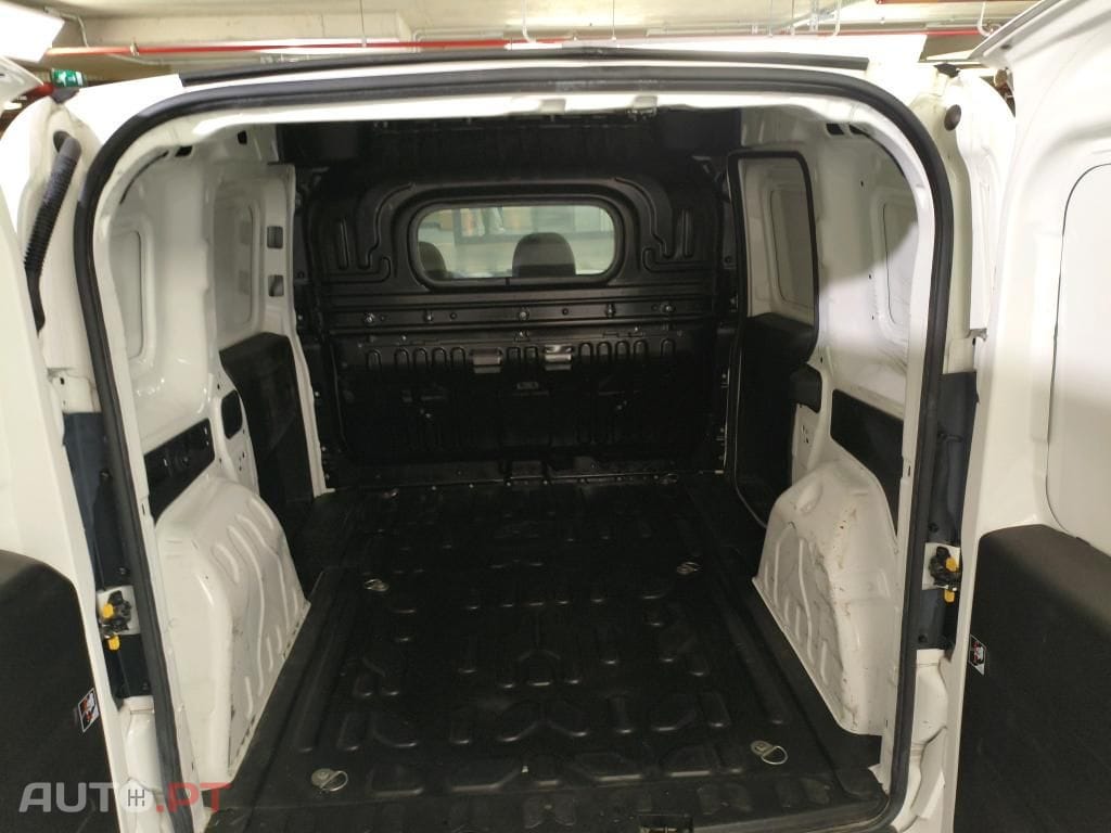 Fiat Doblo DOBLO CARGO 1.6 MJ SX 3L