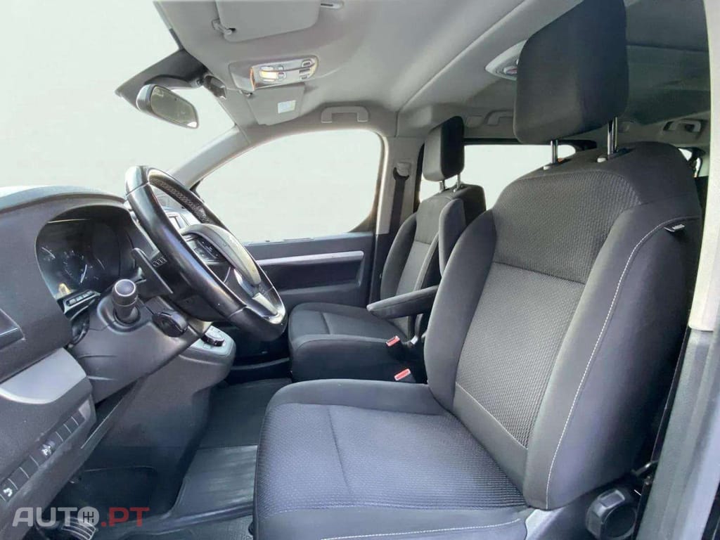 Peugeot Traveller 2.0 BlueHDi L2H1 Active Standard EAT8