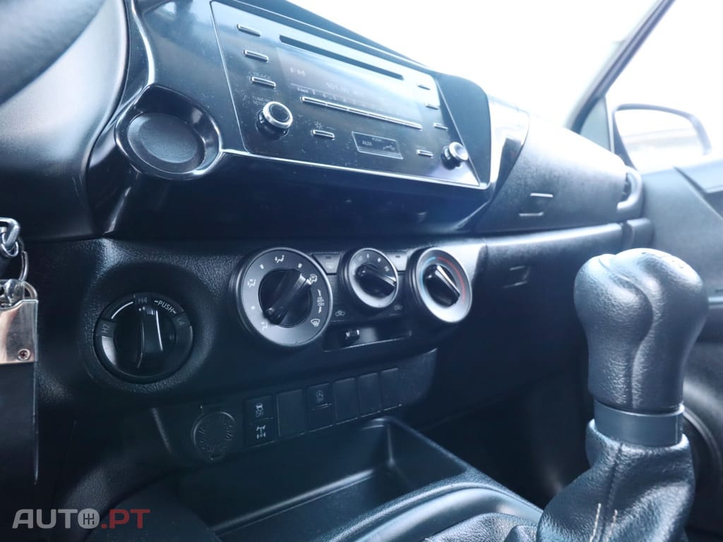 Toyota Hilux 2.4 D-4D 4WD CE CH