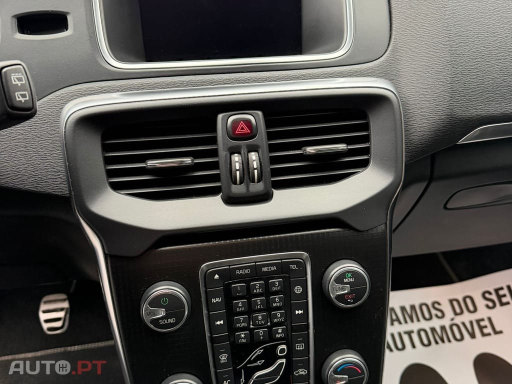 Volvo V40 2.0 D2 R-Design