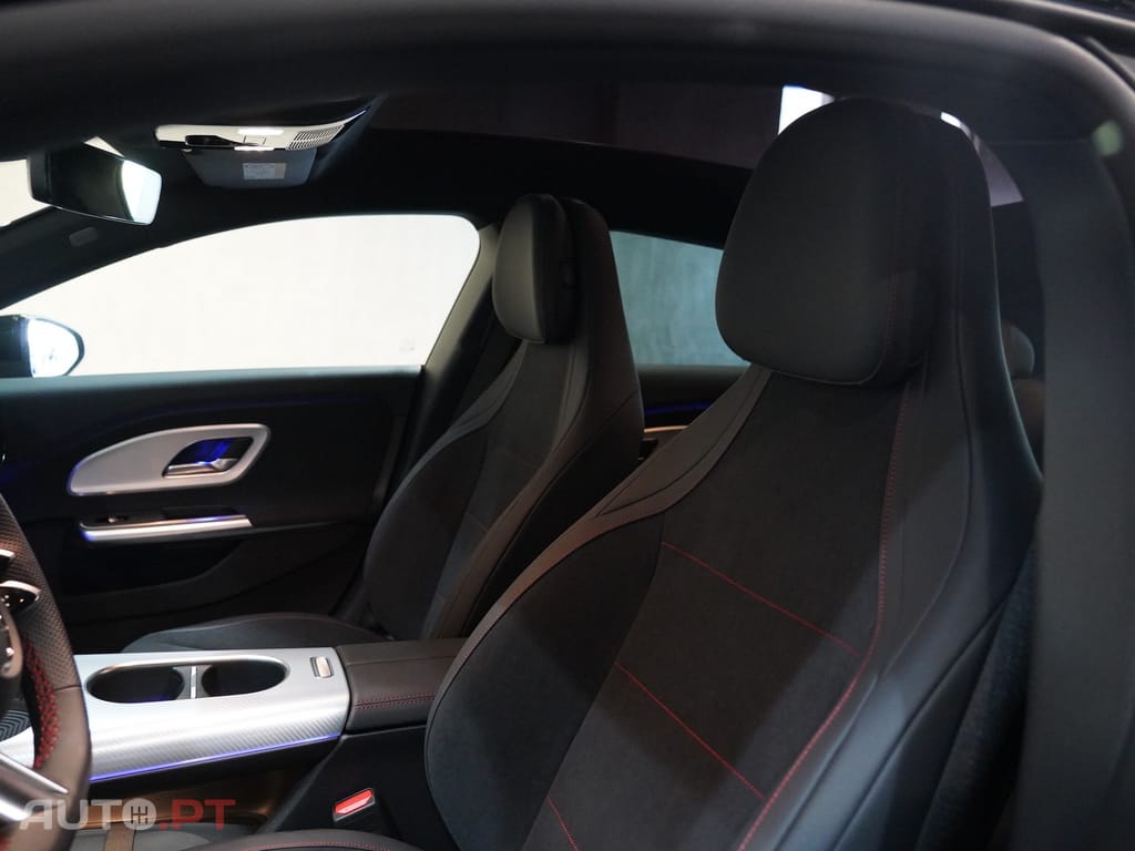 Mercedes-Benz CLA 250 com tecnologia EQ