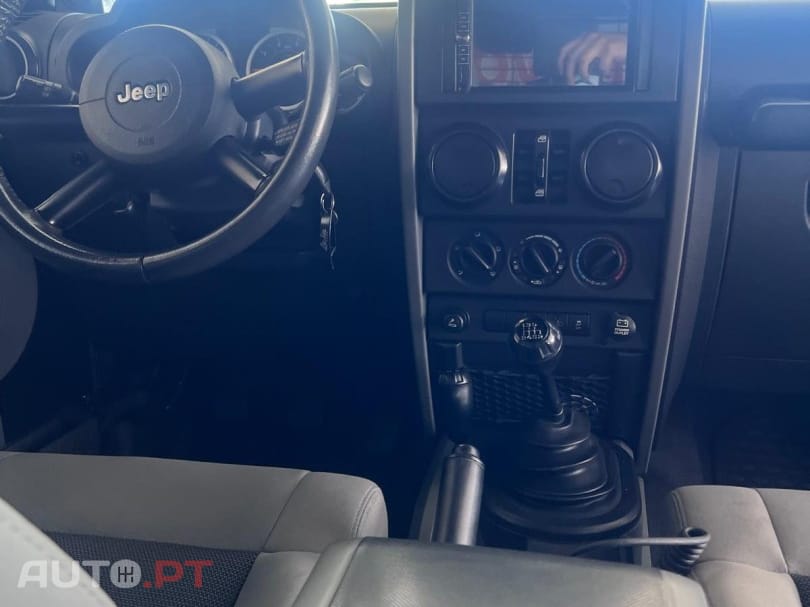 Jeep Wrangler 2.8 CRD DPF Sport